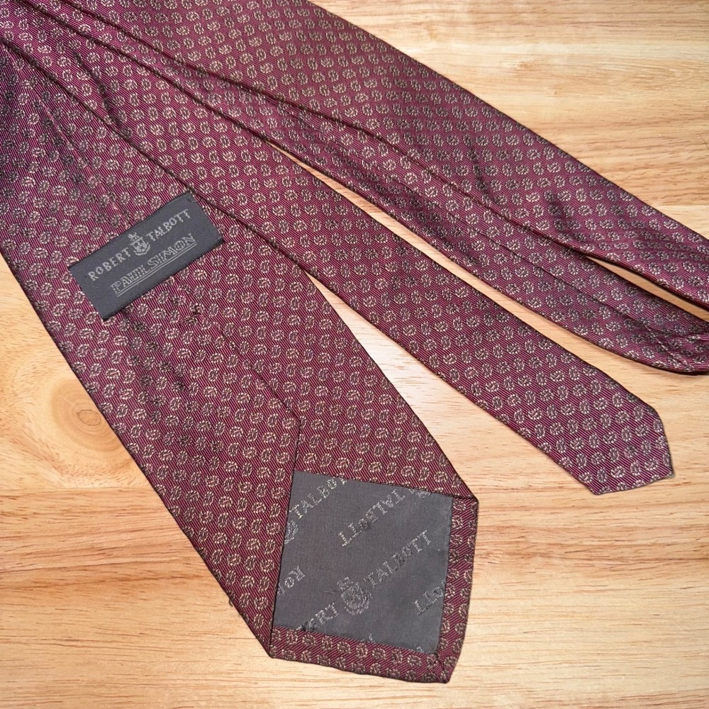 Robert Talbott for Paul Simon Men's Silk Tie Soft Burgandy Gold Mini Paisley - Picture 3 of 8